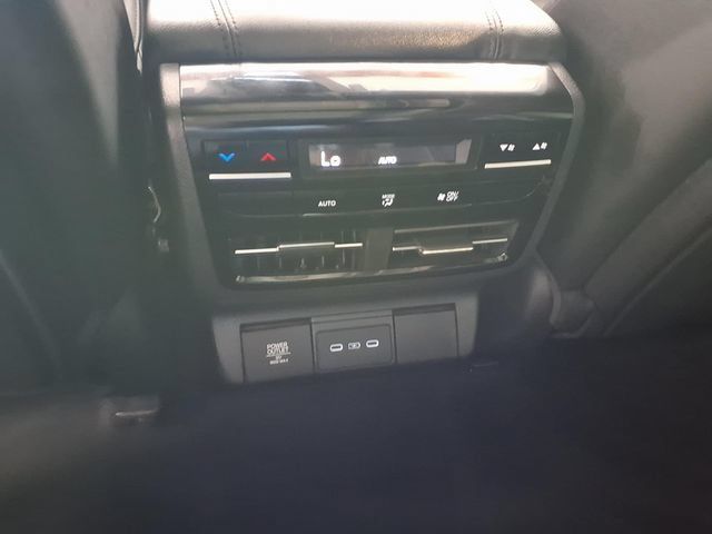Used 2025 Acura MDX SH-AWD image 18