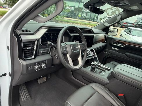 Certified 2023 GMC Sierra 1500 Denali w/ Denali Reserve Package AWD/4WD image 25