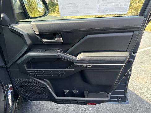 New 2024 Toyota Tacoma TRD Off-Road AWD/4WD image 37