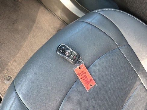 Used 2022 Buick Enclave Essence w/ Experience Buick Package AWD/4WD image 47