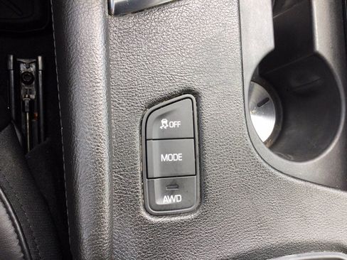 Used 2018 Cadillac XT5 Luxury w/ Driver Awareness Package AWD/4WD image 37