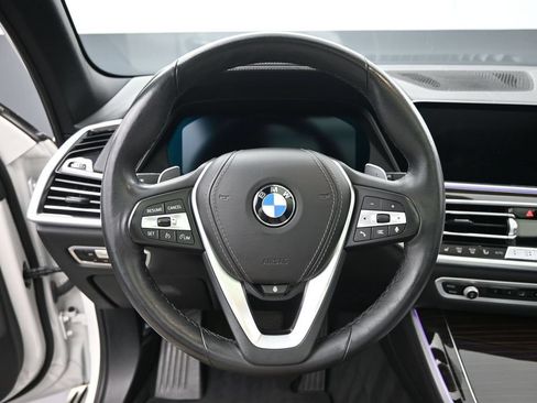 Used 2023 BMW X5 xDrive40i AWD/4WD image 15