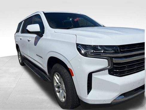 Used 2023 Chevrolet Suburban LT AWD/4WD image 5