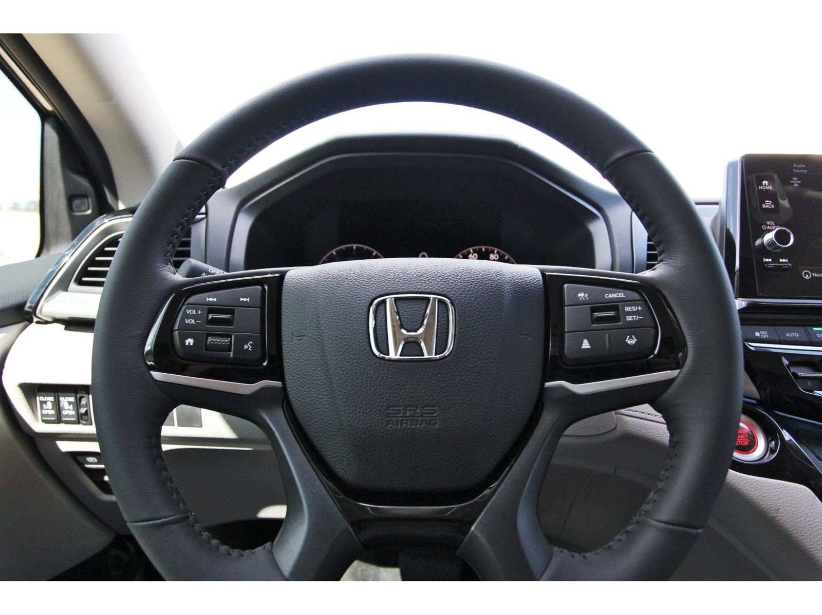 New 2027 Honda Odyssey Touring image 16