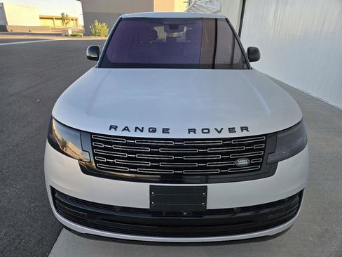 Used 2023 Land Rover Range Rover SE AWD/4WD image 12