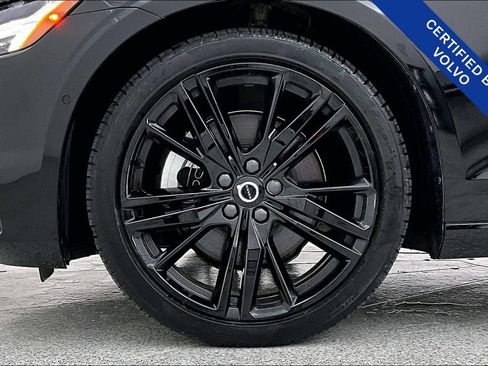Certified 2024 Volvo S60 B5 Plus image 11