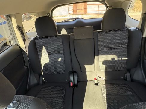 Used 2017 Mitsubishi Outlander ES image 21