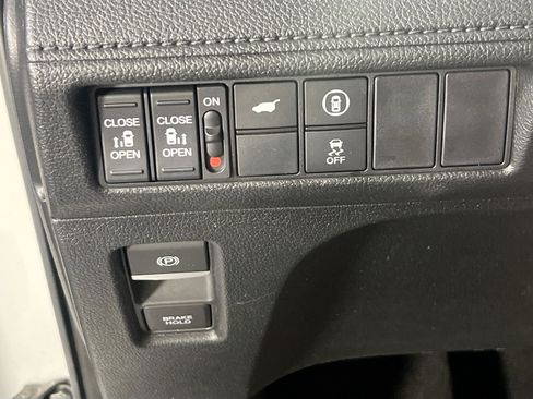 Used 2023 Honda Odyssey Sport image 10