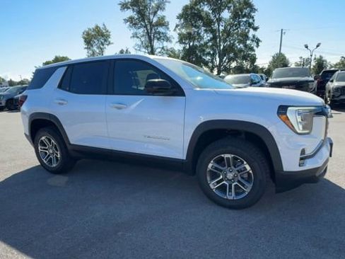 New 2026 GMC Terrain Elevation w/ Technology Package II image 2