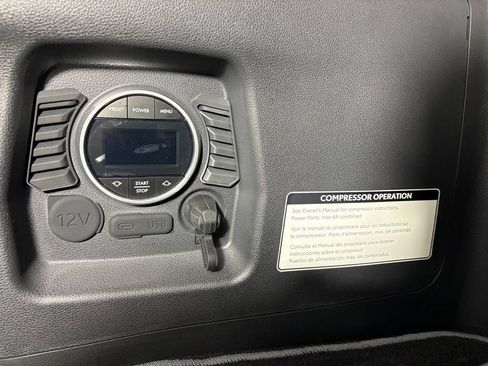 Used 2025 Lexus GX 550 w/ Accessory Package (CT) AWD/4WD image 34