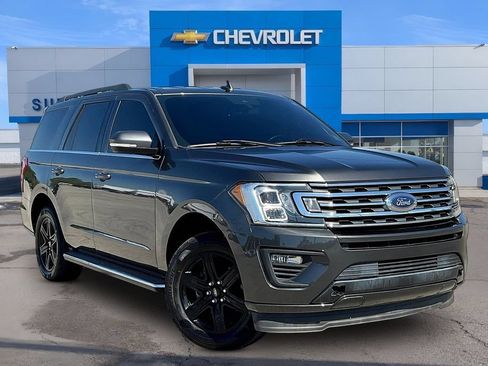 Used 2020 Ford Expedition XLT w/ Equipment Group 202A RWD image 2