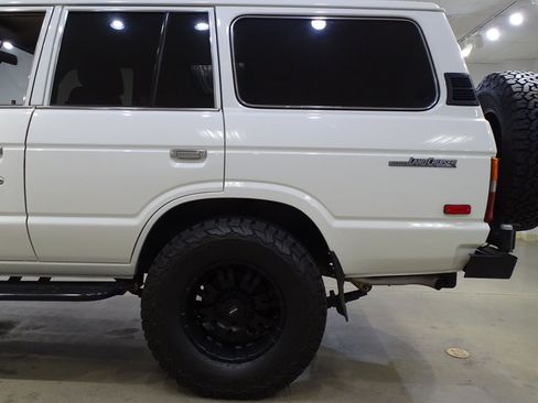 Used 1988 Toyota Land Cruiser AWD/4WD image 30
