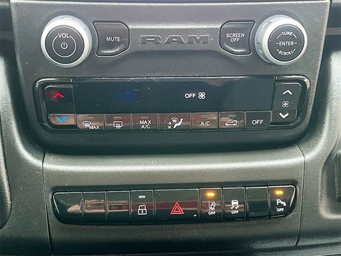 Used 2024 RAM ProMaster 2500 w/ Safety Group image 15