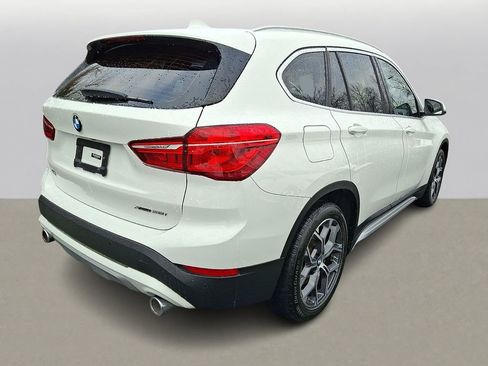 Used 2021 BMW X1 xDrive28i w/ Convenience Package image 4