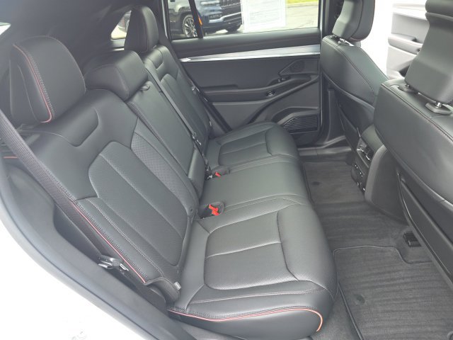 Used 2024 Jeep Wagoneer Launch Edition AWD/4WD image 45