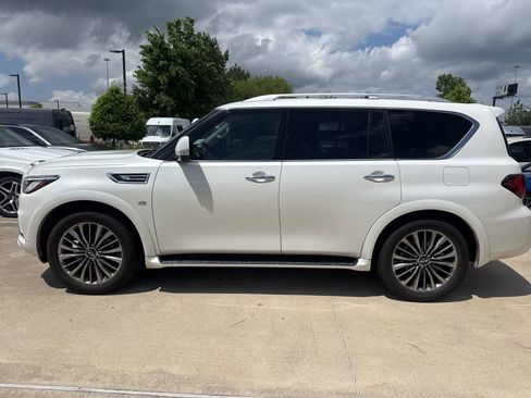Used 2019 INFINITI QX80 Luxe w/ 22" Wheel Package image 7