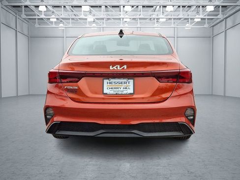 Used 2023 Kia Forte LXS image 6