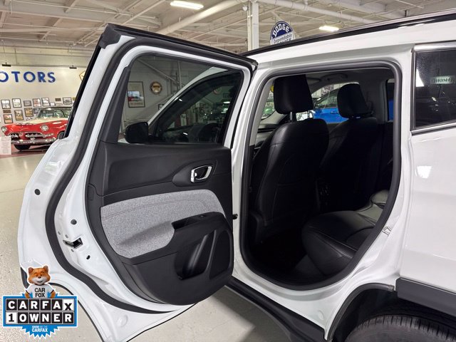 Used 2022 Jeep Compass Latitude AWD/4WD image 31