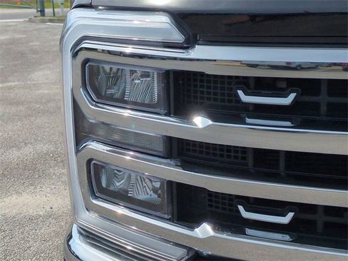 Used 2023 Ford F250 Lariat w/ Lariat Ultimate Package image 10