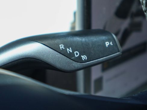 Used 2022 Tesla Model 3 Performance image 10