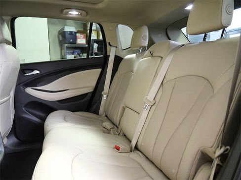 Used 2018 Buick Envision Premium image 16