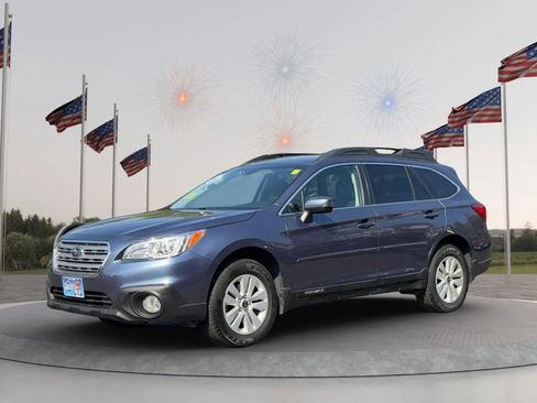 Used 2017 Subaru Outback 2.5i Premium AWD/4WD image 3