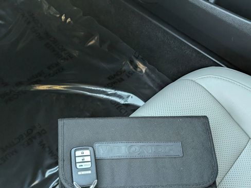 Used 2018 Honda Accord EX-L image 28