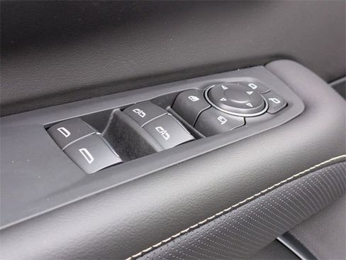 New 2025 Chevrolet Suburban Premier w/ Sun And Tow Package image 10