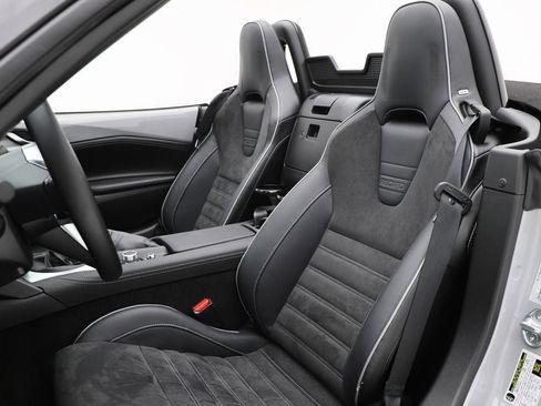 Used 2024 MAZDA MX-5 Miata Club w/ Brembo/BBS Recaro Package image 21