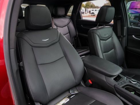 Used 2024 Cadillac XT5 Premium Luxury w/ Technology Package image 32