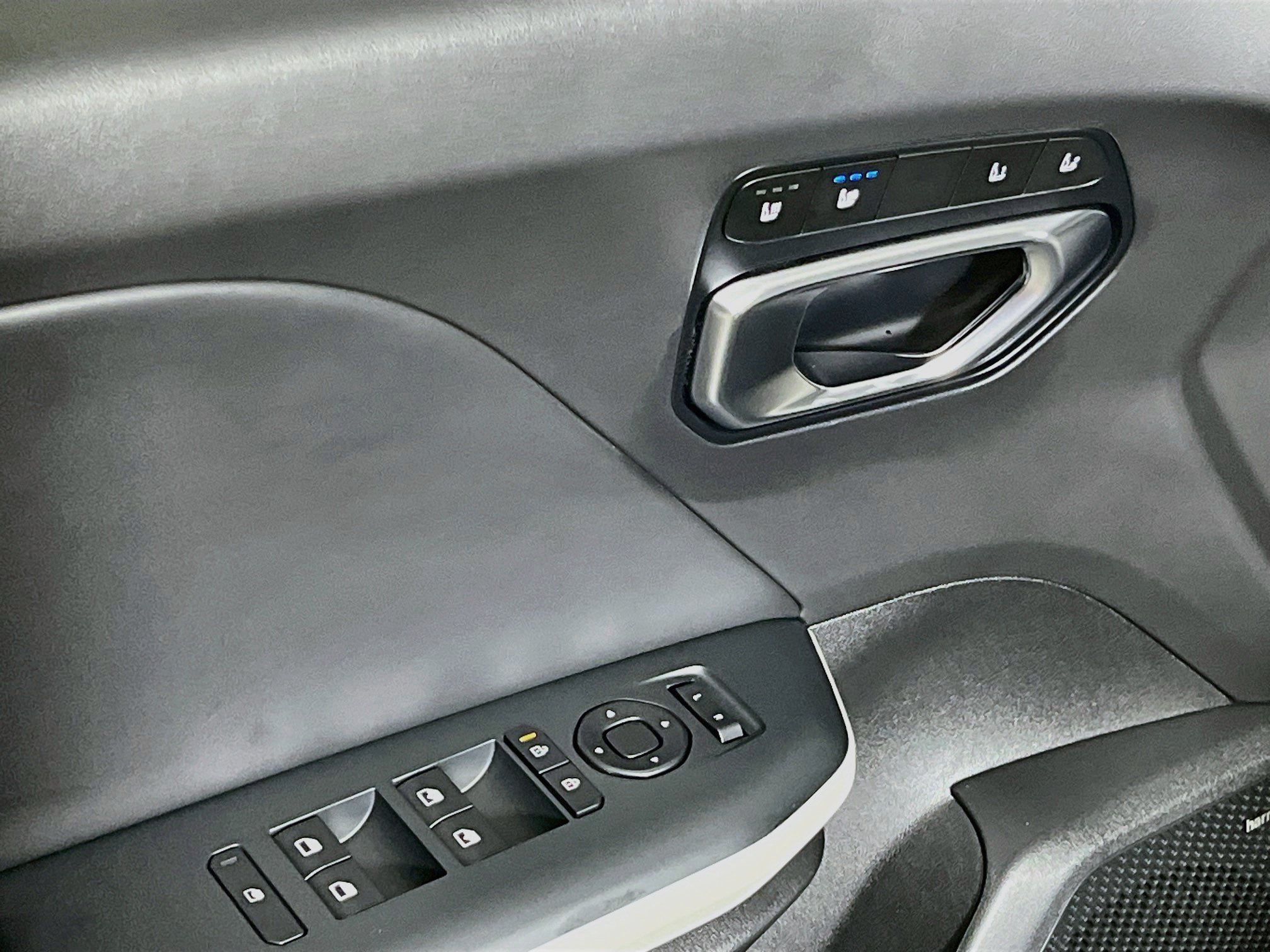Used 2025 Kia K4 GT-Line w/ GT-Line Premium Package FWD image 16