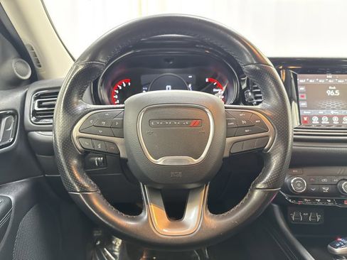 Used 2022 Dodge Durango SXT image 16