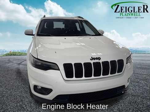 Used 2019 Jeep Cherokee Latitude Plus AWD/4WD image 8