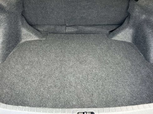 Used 2017 Toyota Corolla XLE FWD image 12
