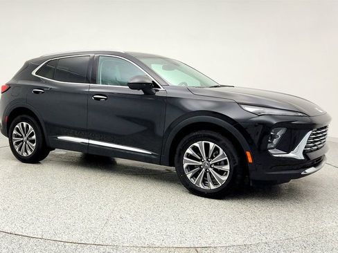 Used 2024 Buick Envision Preferred image 3