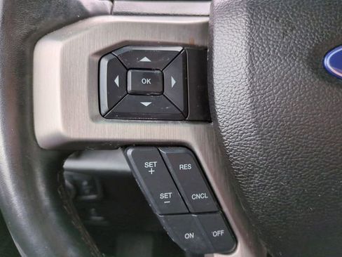 Certified 2018 Ford F150 Platinum image 25