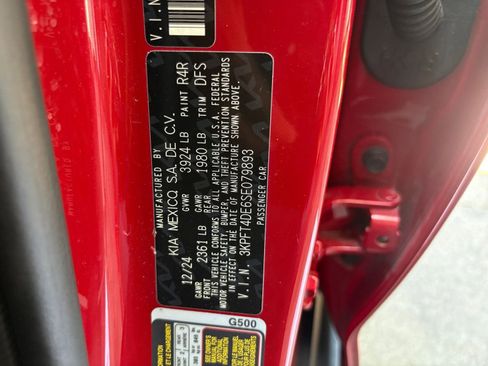 Used 2025 Kia K4 FWD image 29