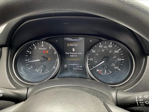 Used 2018 Nissan Rogue Sport S image 20