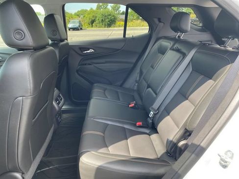 Certified 2024 Chevrolet Equinox Premier FWD image 18