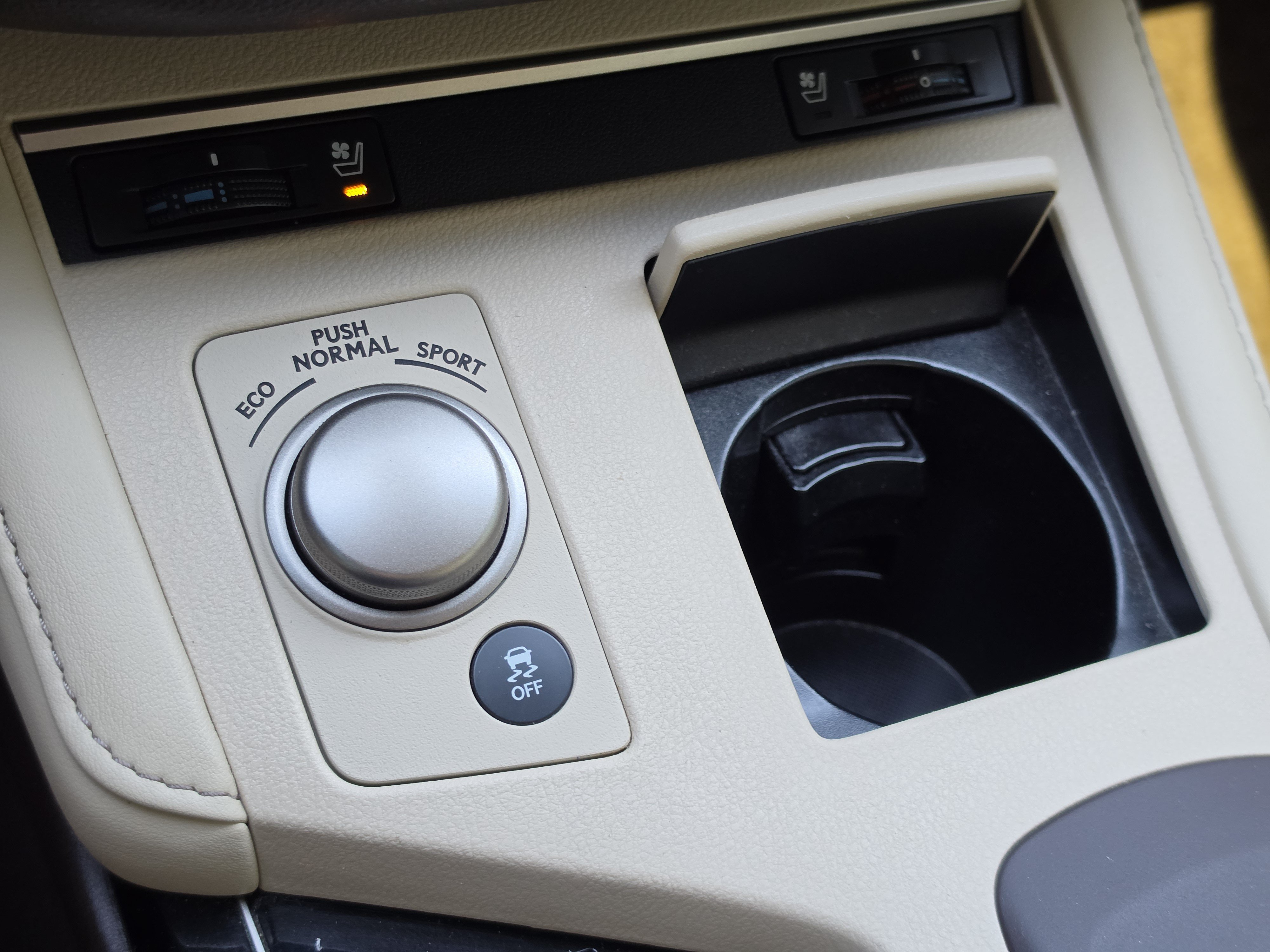 Used 2016 Lexus ES 350 w/ Premium Package w/Wood Trim FWD image 23