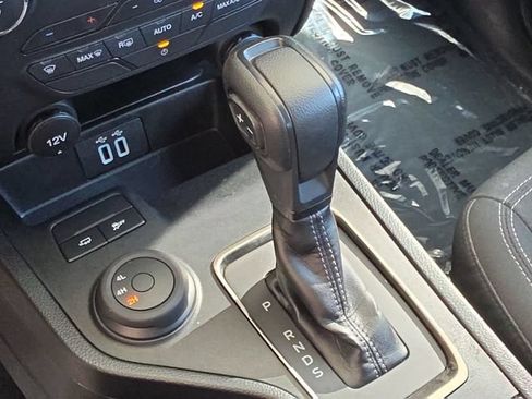 Used 2023 Ford Ranger XLT AWD/4WD image 15