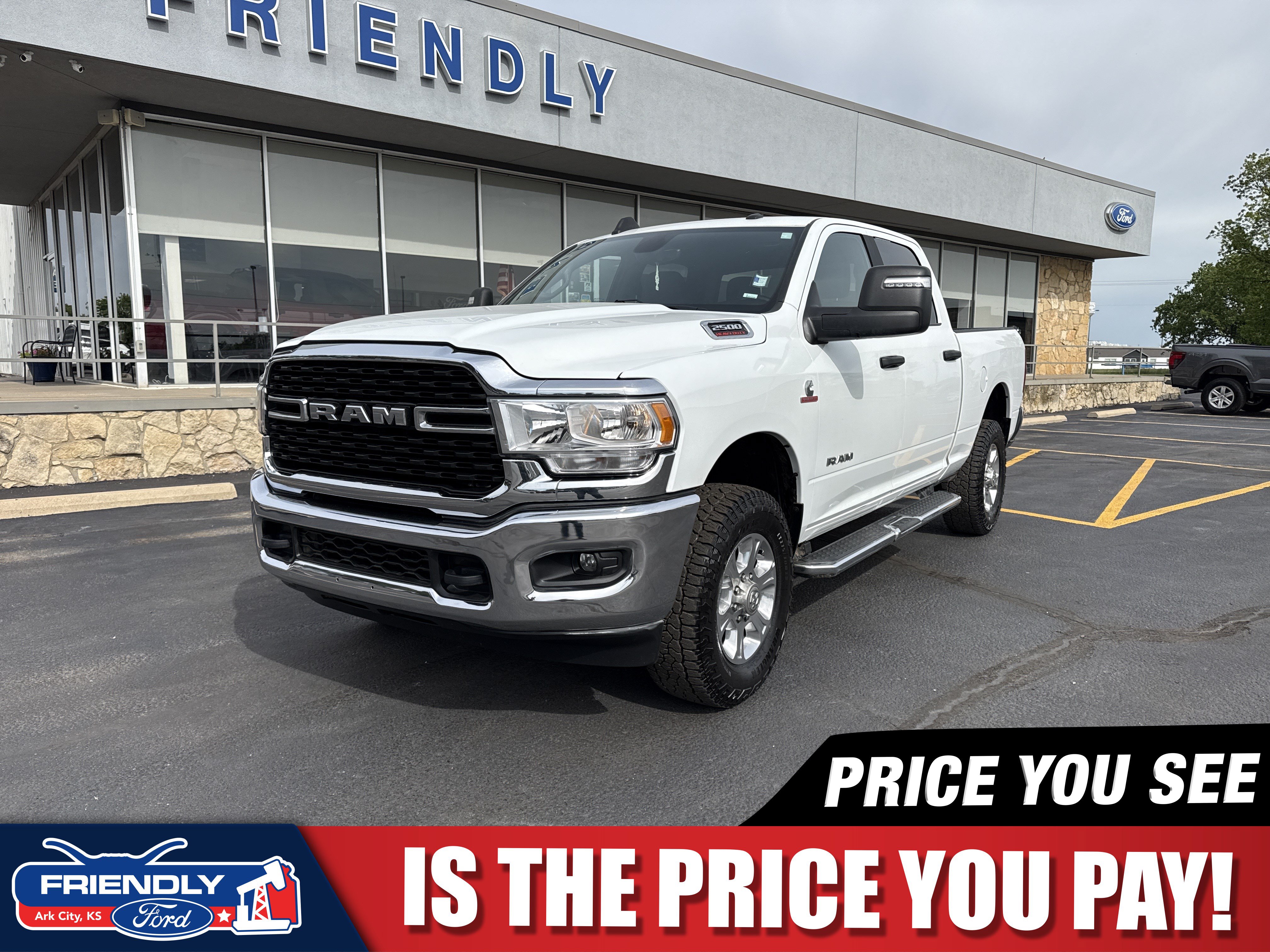 Used 2024 RAM 2500 Big Horn AWD/4WD image 1