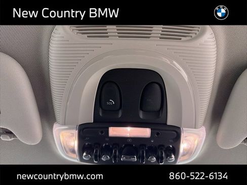 Used 2024 MINI Cooper SE w/ Signature Upholstery Package image 17