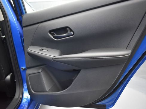 Used 2025 Nissan Sentra SV image 20