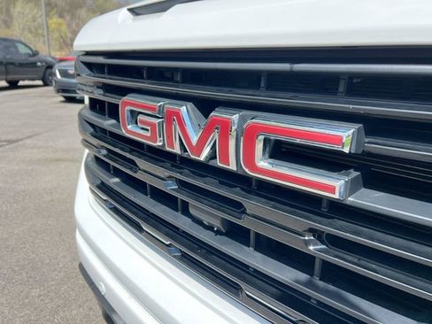 Used 2025 GMC Sierra 1500 Elevation w/ Elevation Premium Package AWD/4WD image 31