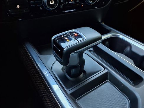 Used 2023 GMC Sierra 1500 Elevation w/ Elevation Premium Package image 18