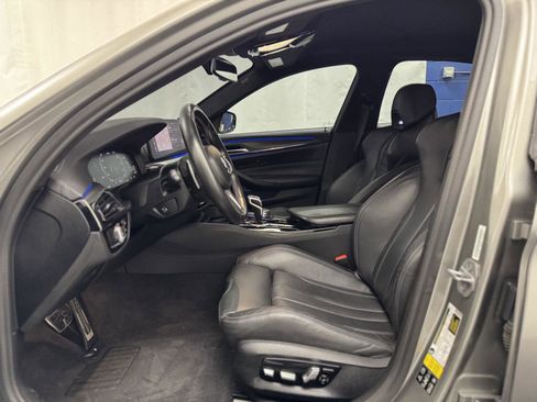 Used 2021 BMW M5 image 26