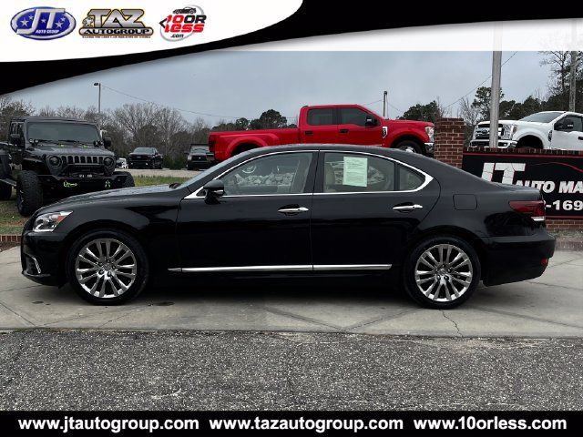Used 2013 Lexus LS 460 AWD w/ Comfort Pkg image 4