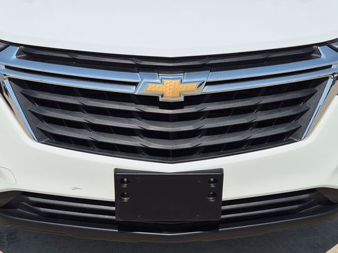 Certified 2024 Chevrolet Equinox LS w/ LS Convenience Package FWD image 10