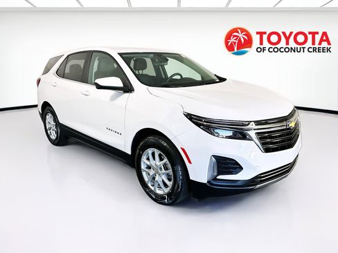 Used 2023 Chevrolet Equinox LT FWD image 1